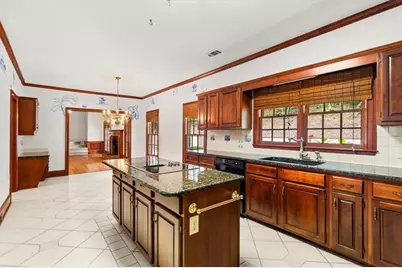 8855 Glen Ferry Drive, Johns Creek, GA 30022 - Photo 19