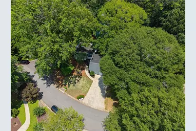 700 Cedar Knoll Drive, Roswell, GA 30076 - Photo 45
