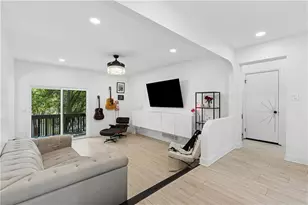 700 Cedar Knoll Dr, Roswell, GA 30076 - Photo 3