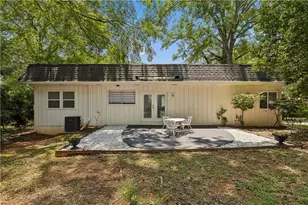 700 Cedar Knoll Dr, Roswell, GA 30076 - Photo 43