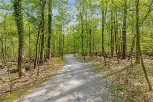 700 Cedar Knoll Dr, Roswell, GA 30076 - Photo 55