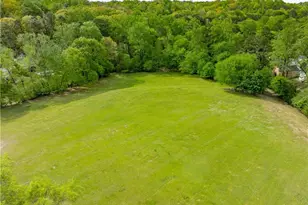 700 Cedar Knoll Dr, Roswell, GA 30076 - Photo 57