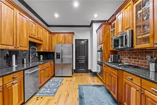 5512 Glenridge Dr, Atlanta, GA 30342 - Photo 21
