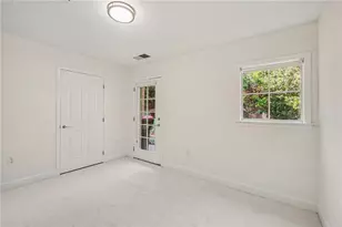 1128 Glenridge Pl, Atlanta, GA 30342 - Photo 17