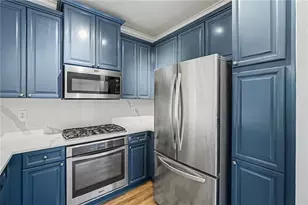 1128 Glenridge Pl, Atlanta, GA 30342 - Photo 3