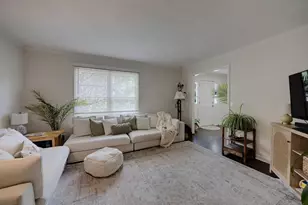 861 Lagoon Ct, Stone Mountain, GA 30083 - Photo 11