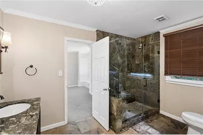 1055 Lee Circle NE, Atlanta, GA 30324 - Photo 5