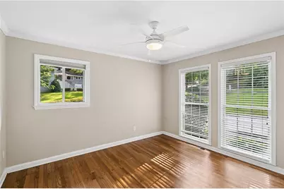 1055 Lee Circle NE, Atlanta, GA 30324 - Photo 11