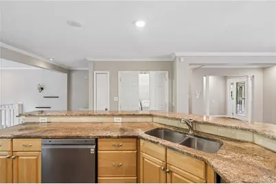 1055 Lee Circle NE, Atlanta, GA 30324 - Photo 17
