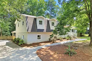 173 Brookwood Dr, Canton, GA 30114 - Photo 3