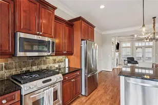805 Highland Green Way NE, Atlanta, GA 30306 - Photo 5