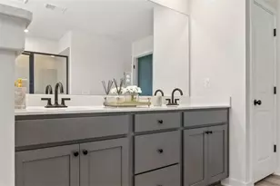 8565 Oak Hollow Way, Cumming, GA 30041 - Photo 15