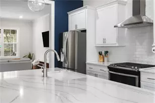 2369 Rover Ct, Atlanta, GA 30317 - Photo 5