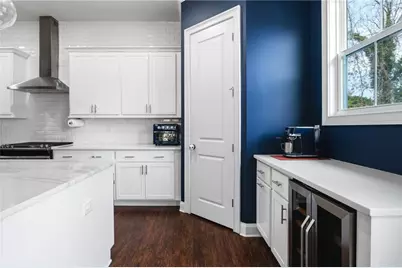 2369 Rover Court, Atlanta, GA 30317 - Photo 7