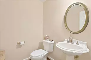 12815 Morningpark Cir, Alpharetta, GA 30004 - Photo 17