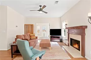 12815 Morningpark Cir, Alpharetta, GA 30004 - Photo 13