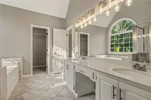 900 Secret Cove Dr, Sugar Hill, GA 30518 - Photo 17