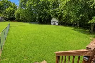 12 Fairfield Ct SW, Cartersville, GA 30120 - Photo 7