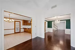 145 Shelli Ln, Roswell, GA 30075 - Photo 17