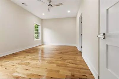 1084 Hubbard Street SW, Atlanta, GA 30310 - Photo 17