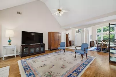 5381 Glenbrooke Trail, Dunwoody, GA 30338 - Photo 5
