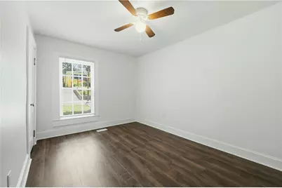 181 Barfield Avenue SW, Atlanta, GA 30310 - Photo 13
