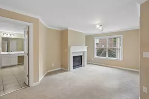 1641 Danbury Parc Pl NE, Atlanta, GA 30319 - Photo 15