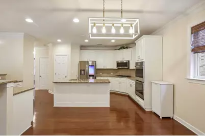 1641 Danbury Parc Place NE, Atlanta, GA 30319 - Photo 7