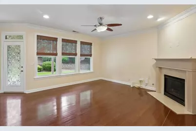 1641 Danbury Parc Place NE, Atlanta, GA 30319 - Photo 9