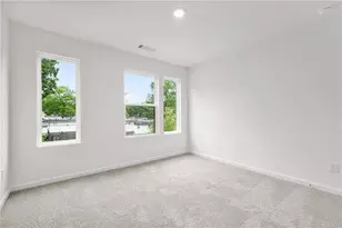 815 NW Cameron M Alexander Blvd NW, Atlanta, GA 30318 - Photo 17