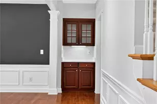 2093 Wrights Mill Cir NE, Atlanta, GA 30324 - Photo 9