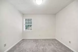 7750 Roswell Rd, Sandy Springs, GA 30350 - Photo 25