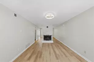 7750 Roswell Rd, Sandy Springs, GA 30350 - Photo 3