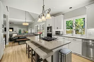 12315 Asbury Park Dr, Roswell, GA 30075 - Photo 11