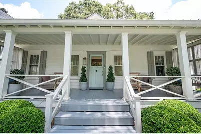 1657 Laurel Avenue NW, Atlanta, GA 30318 - Photo 3