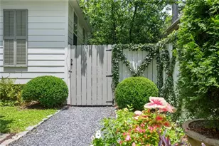 1657 Laurel Ave NW, Atlanta, GA 30318 - Photo 47