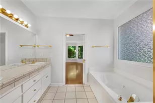 1180 Home Pl Dr, Lawrenceville, GA 30043 - Photo 17