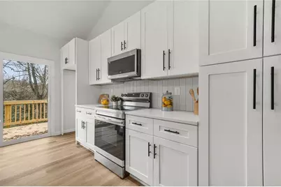 1674 Mary George Avenue NW, Atlanta, GA 30318 - Photo 11