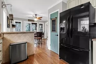 1833 Tree Top Ct, Marietta, GA 30062 - Photo 9