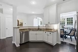 2554 Longcourt Circle SE, Atlanta, GA 30339 - Photo 11