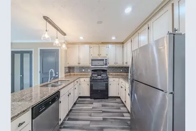 2092 Plantation Road, Lawrenceville, GA 30044 - Photo 17