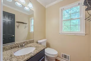 2092 Plantation Rd, Lawrenceville, GA 30044 - Photo 9