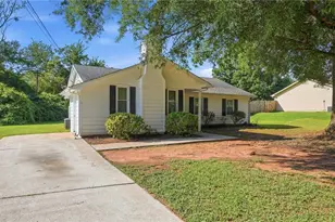 248 Helen Dr NW, Monroe, GA 30656 - Photo 3