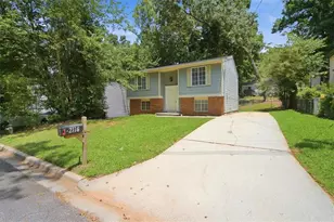 2116 Scarbrough Rd, Stone Mountain, GA 30088 - Photo 3