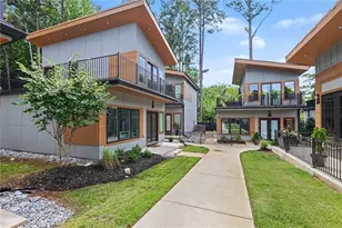 6305 Shannon Pkwy, Union City, GA 30291 - Photo 3