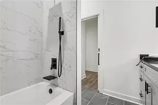 6305 Shannon Pkwy, Union City, GA 30291 - Photo 21