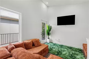 6305 Shannon Pkwy, Union City, GA 30291 - Photo 7