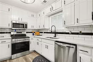 7103 Apache Ln, Riverdale, GA 30274 - Photo 11