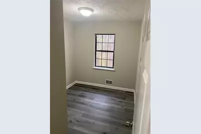 5956 Stonewall Drive, Union City, GA 30291 - Photo 9