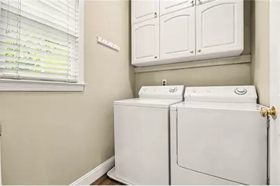6195 Pattingham Drive, Roswell, GA 30075 - Photo 13